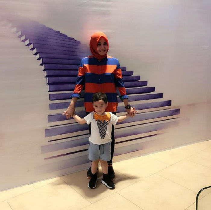 Rieta Amilia dan Rafathar