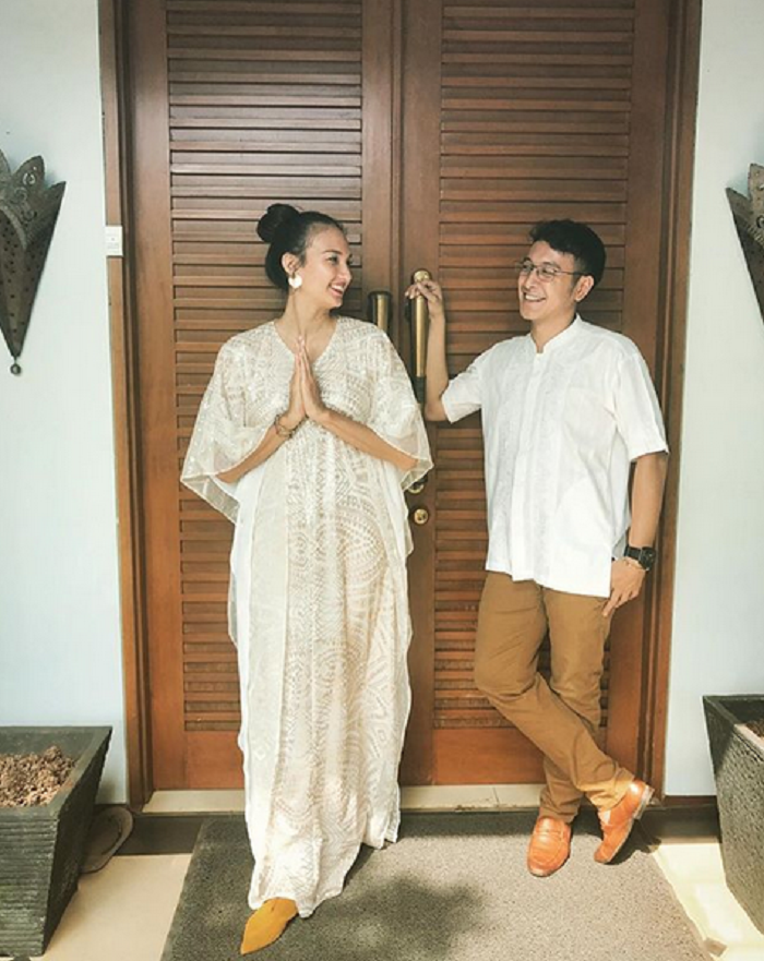Dimas Anggara dan Nadine Chandrawinata ucapkan selamat Hari Raya Idul Fitri