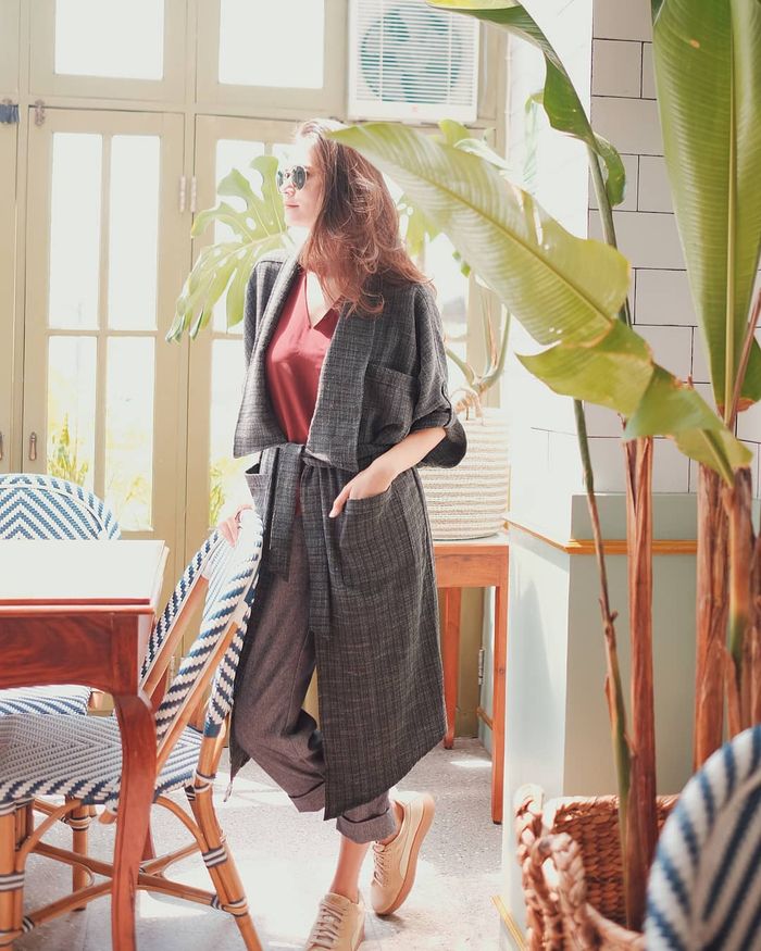 Sabai Dieter selalu tampil dengan gaya OOTD yang fashionable.