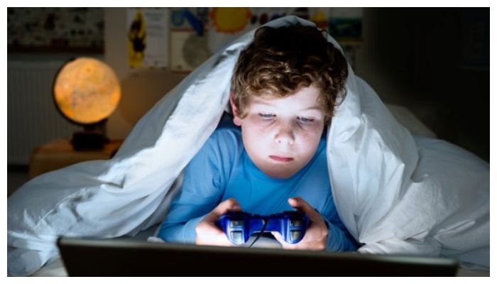 Jangan biarkan anak kecanduan main game