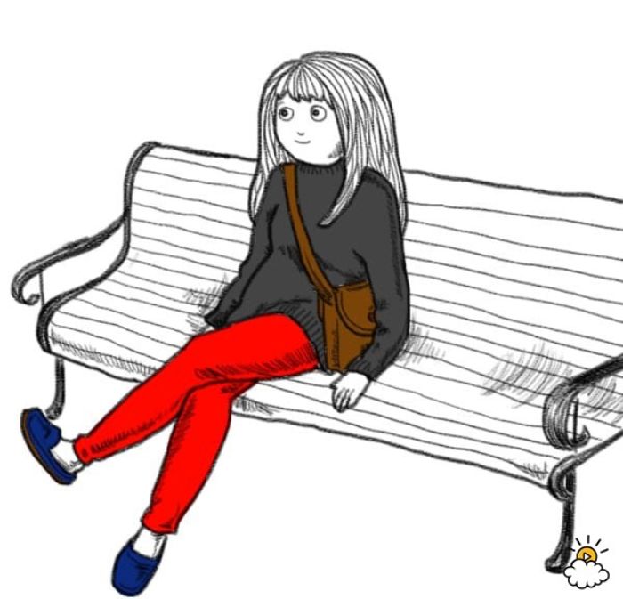 Meletakkan salah satu kaki di bagian atas lutut kaki lainnya