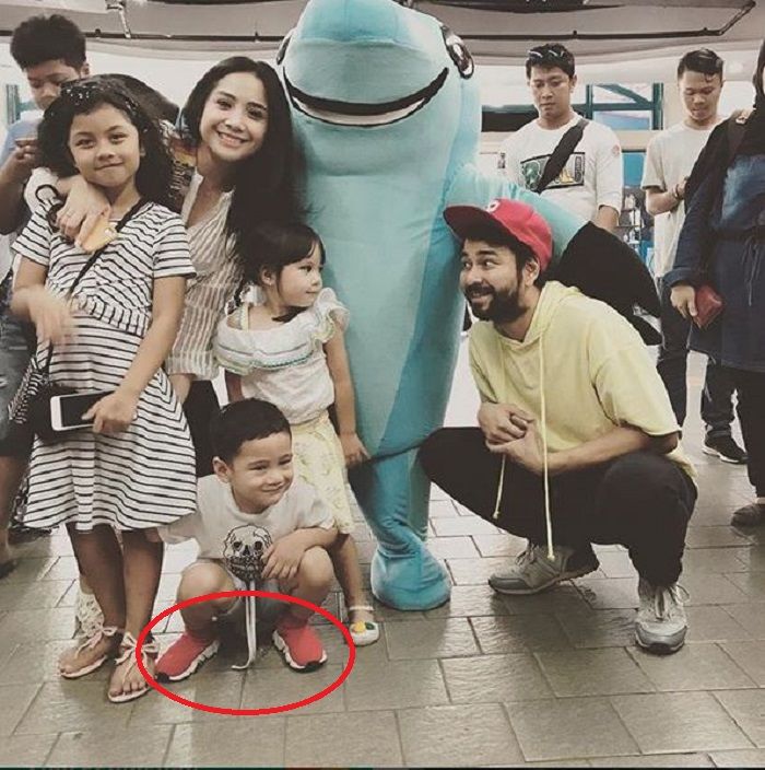 Sepatu Rafathar