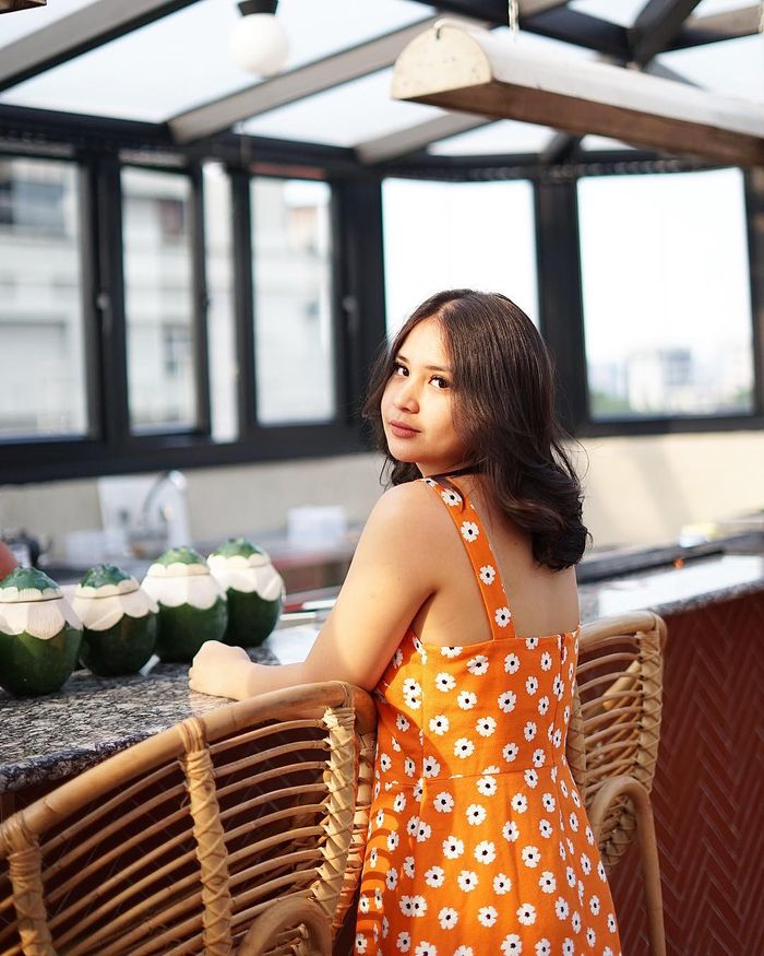 Putri Titian tampil menawan