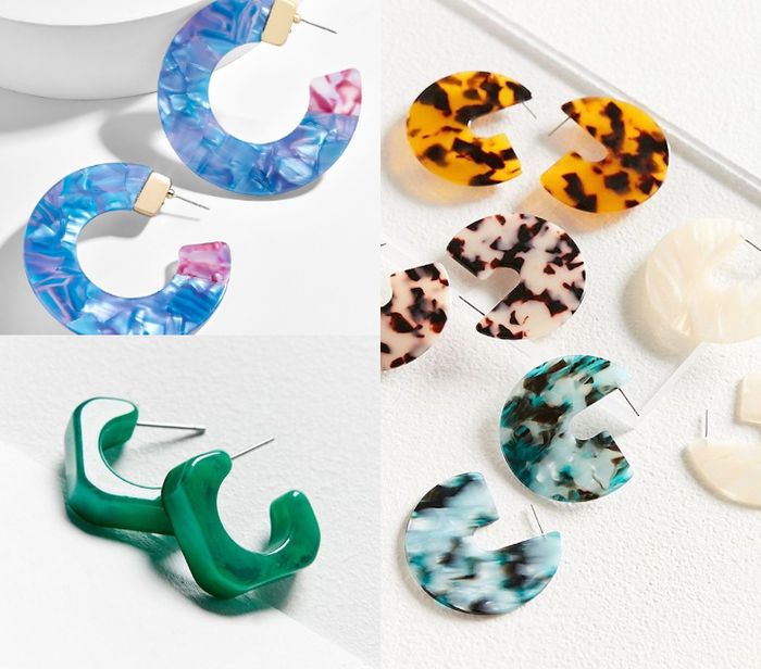 Warna-warni anting akrilik