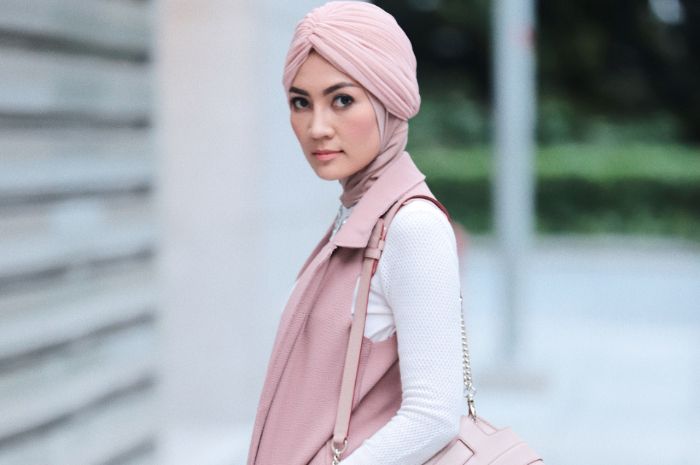 Kisah asmara Steffy Burase dan Irwandi Yusuf, Gubernur Aceh Non-Aktif