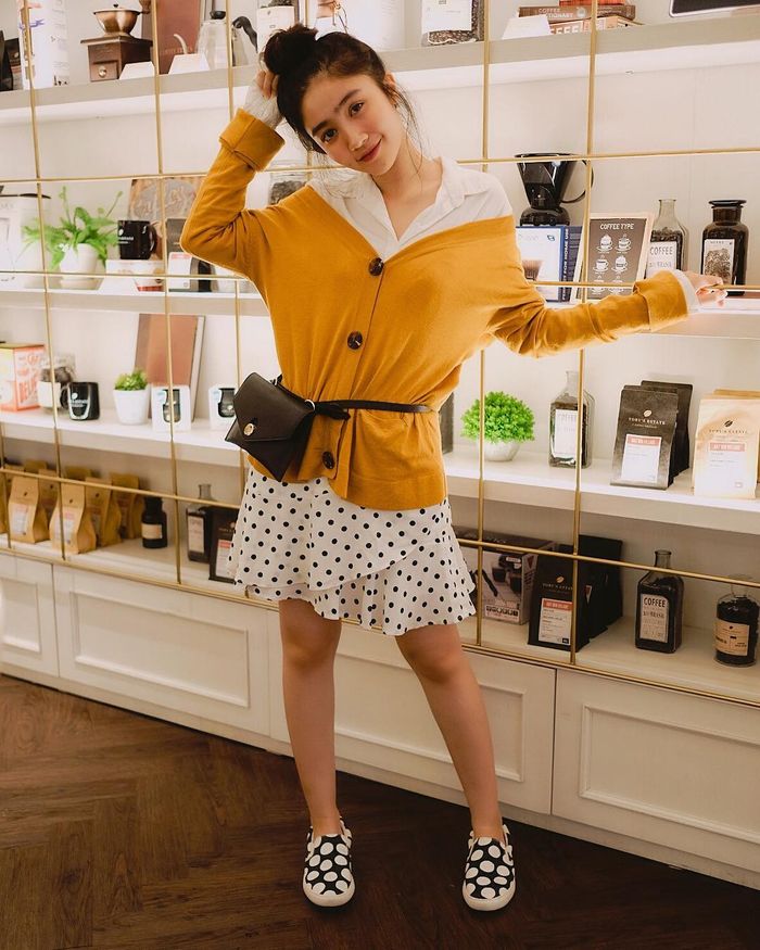 Febby Rastanty selalu pandai memadupadankan outfit