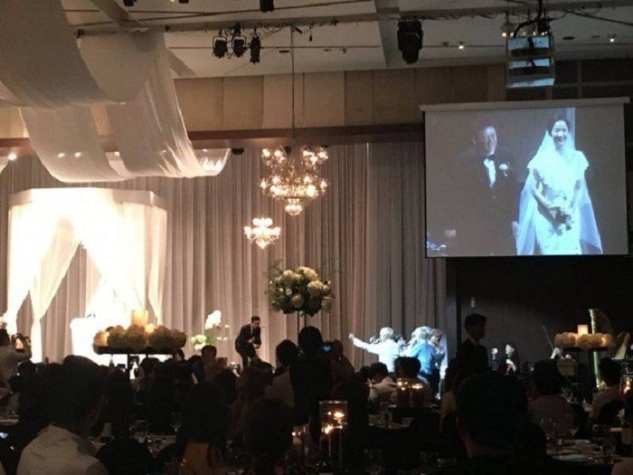 BTS menyanyi di pesta pernikahan manajernya