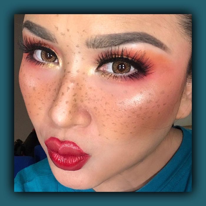 Titi DJ percaya diri tampil nyentrik