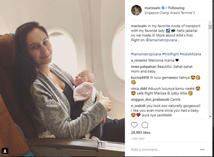 Marissa Nasution bersama putrinya, Alaia Moana.
