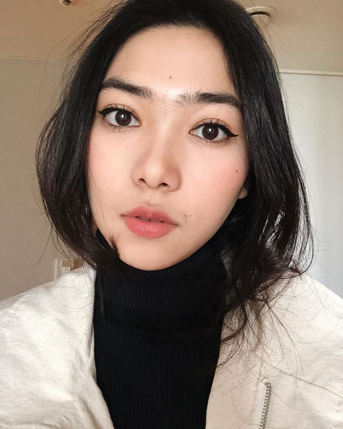 Isyana pamerkan makeup naturalnya