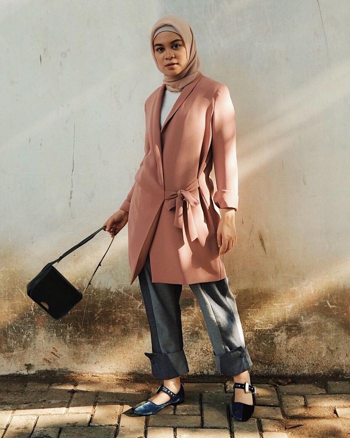 Gaya Tantri Namirah dengan outer kimono