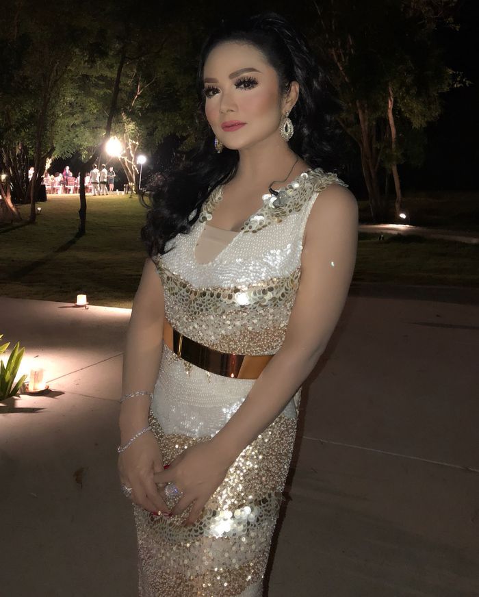 Krisdayanti selalu tampil megah dalam setiap kesempatan