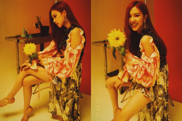 Rose dengan Dress Unik