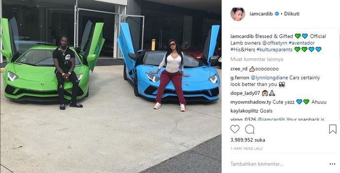 Cardi pamerkan mobil mewahnya.