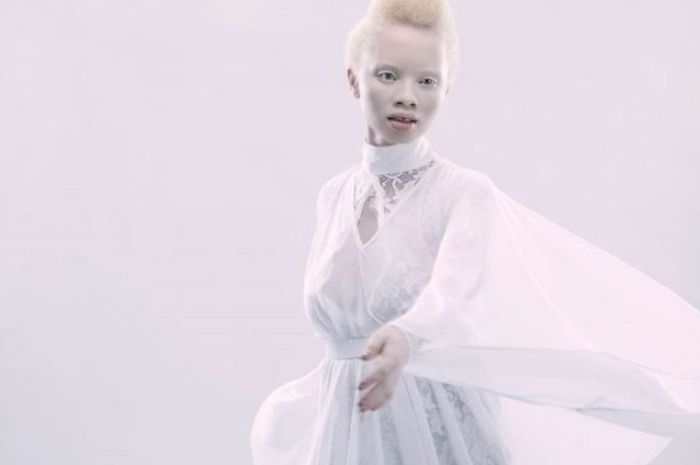 Thando Hopa