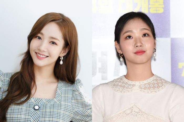 Park Min Young dan Kim Go Eun Memakai Anting-Anting yang Sama
