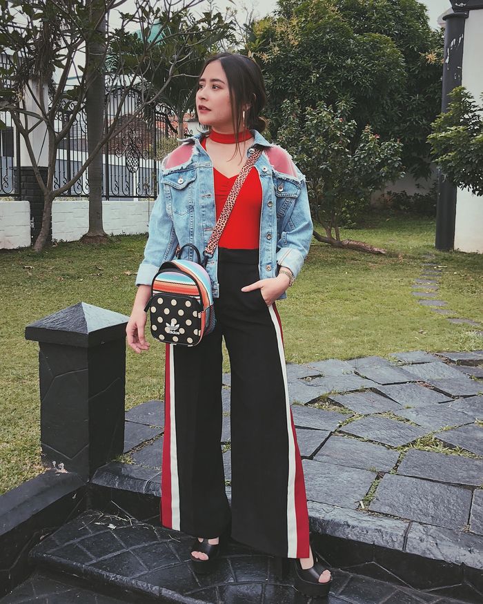 Penampilan Millennials ala Prilly Latuconsina 