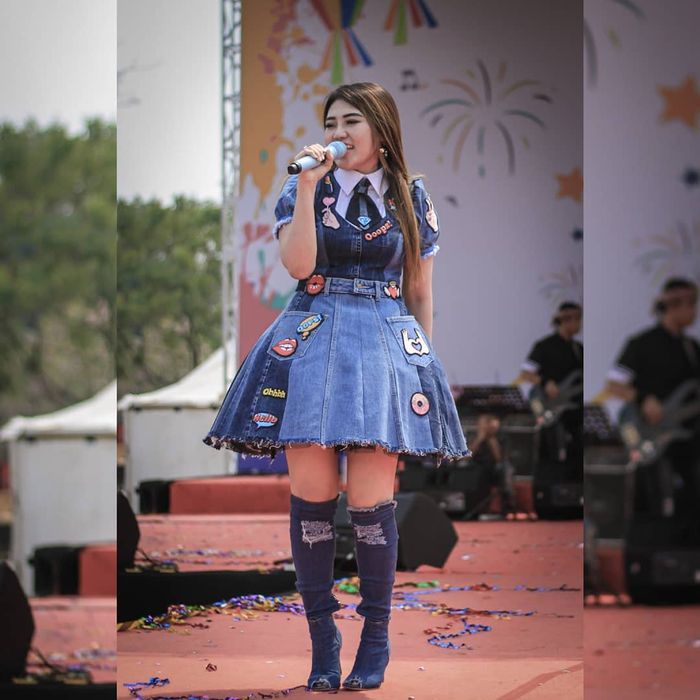 Penampilan Via Vallen selalu sukses mengundang perhatian publik