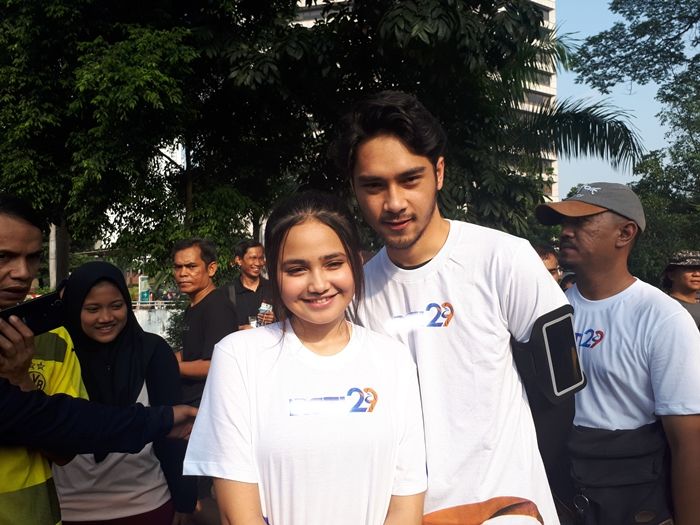 Syifa Hadju dan Achmad Megantara saat ditemui Grid.ID di Car Free Day Jakarta, Minggu (12/8/2018)