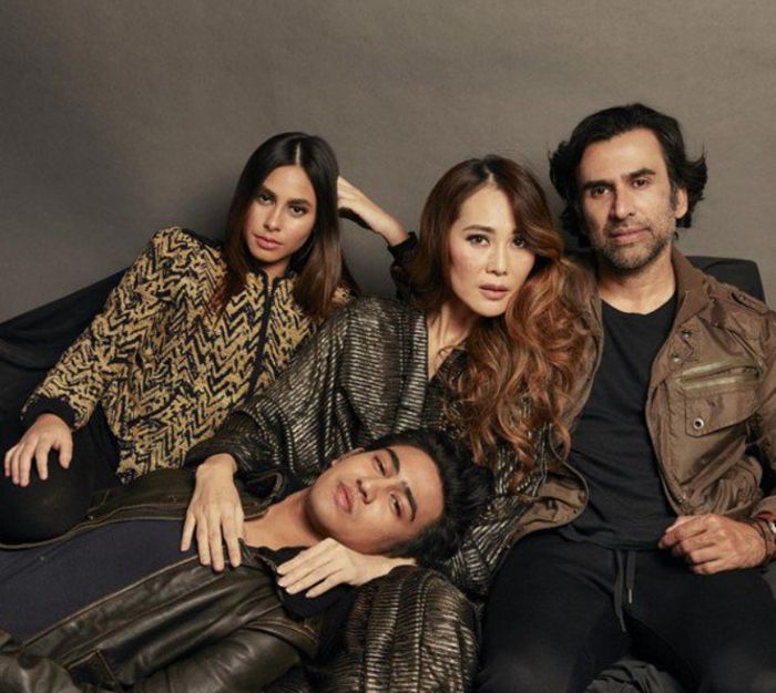 Valerie Thomas merupakan putri bungsu dari pasangan Jeremy Thomas dan Ina Indayanti