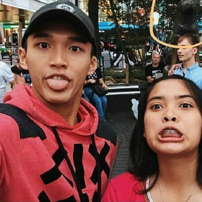 Jojo selfie dengan Mariska