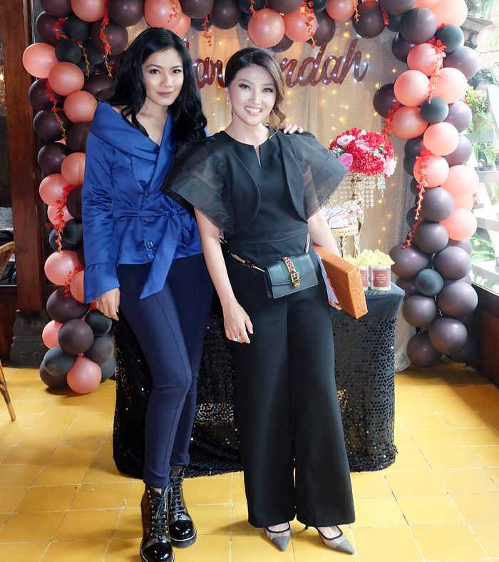 Titi Kamal ikut merayakan hari ulang tahun Sarwendah