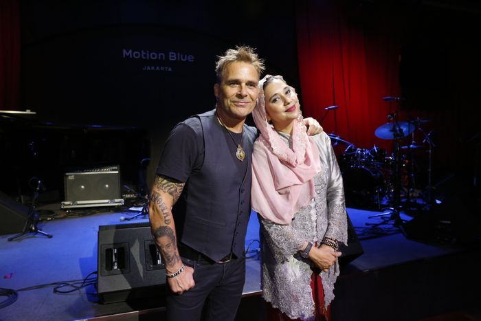 Ayu Azhari bersama suami, Mike Tramp, saat ditemui Grid.ID di Motion Blue, Hotel Fairmont, Senayan