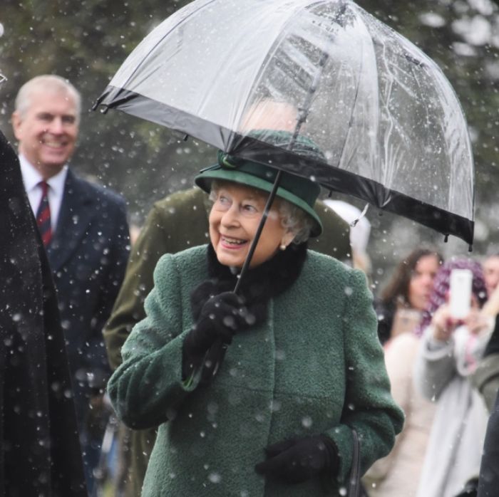 Payung Ratu Elizabeth II