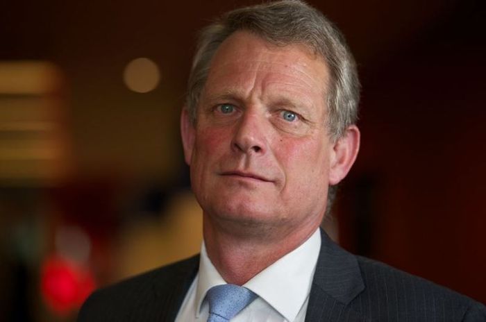 Dr Richard Shepherd, ahli patologi forensik yang memeriksa jasad Putri Diana