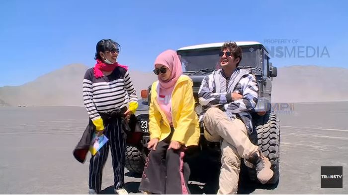 Nikita Mirzani saat berada dalam program Rumpi Trans TV