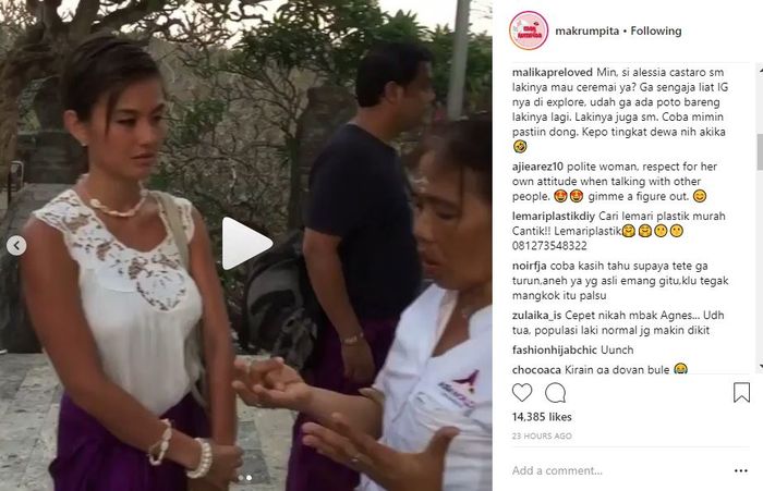 Agnez Mo yang sedang berinteraksi dengan warga Bali