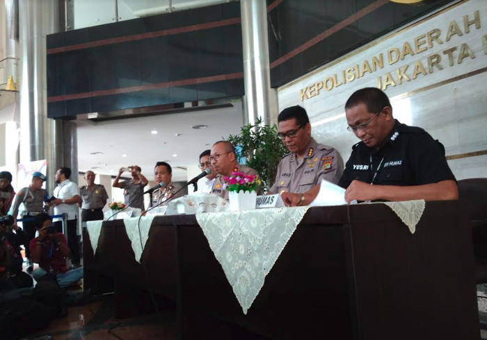 Pihak kepolisian Polda Metro Jaya saat melakukan konferensi pers di Polda Metro Jaya, Rabu (3/10/2018).