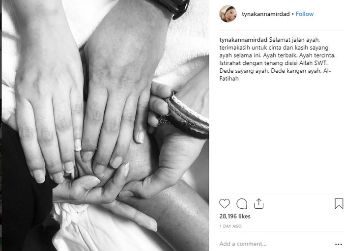 Besan Lydia Kandou Meninggal Dunia, Sang Aktris Peluk Istri Besannya dengan Mata Berkaca-kaca