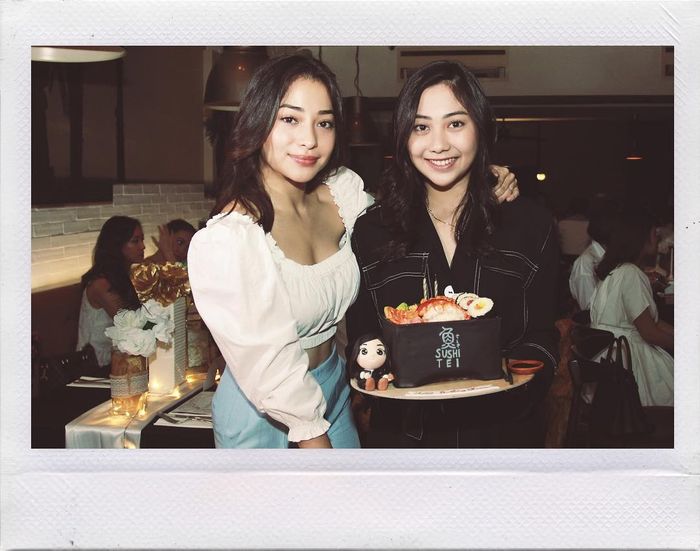 Nikita Willy dan adiknya, Winona Willy