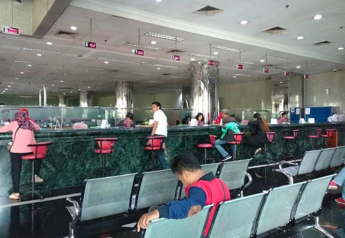 Pasca jatuhnya pesawat Lion Air JT-610, kantor pusat Lion Air yang berada di Jalan Gadjah Mada No.7, Jakarta Pusat masih beroperasi.