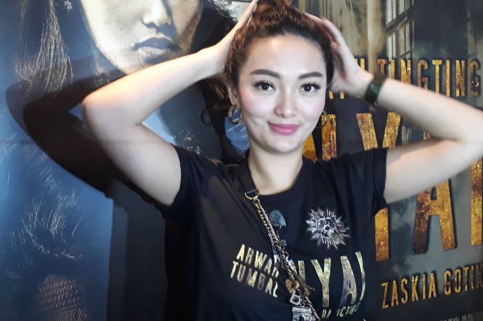 Zaskia Gotik saat ditemui di kawasan Depok, Jawa Barat pada Minggu (26/11/2018).