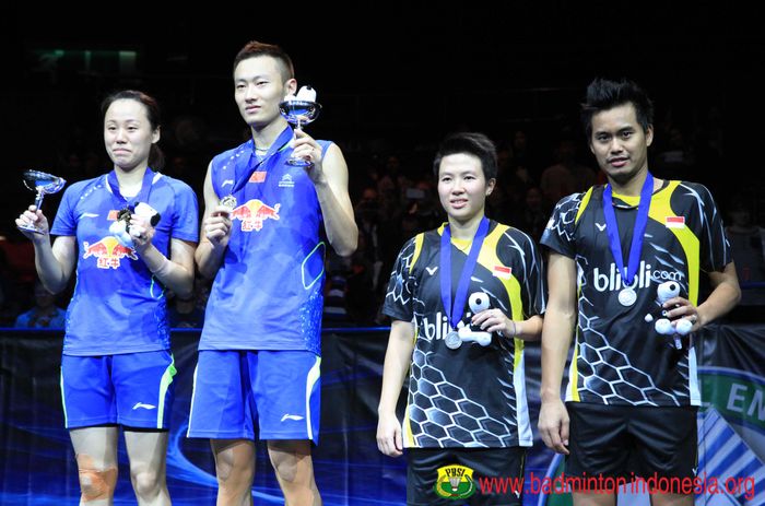 Zhang Nan/Zhao Yunlei dan Tontowi Ahmad/Liliyana Natsir di All England Open 2015