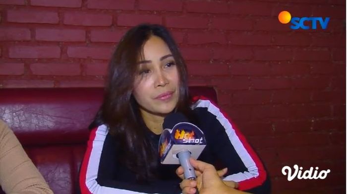 Ibu Angbeen Rishi, Yulia irawati