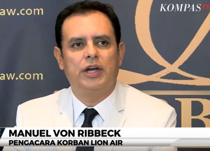 Pengacara dari Ribbeck Law Chartered, Manuel von Ribbeck, 