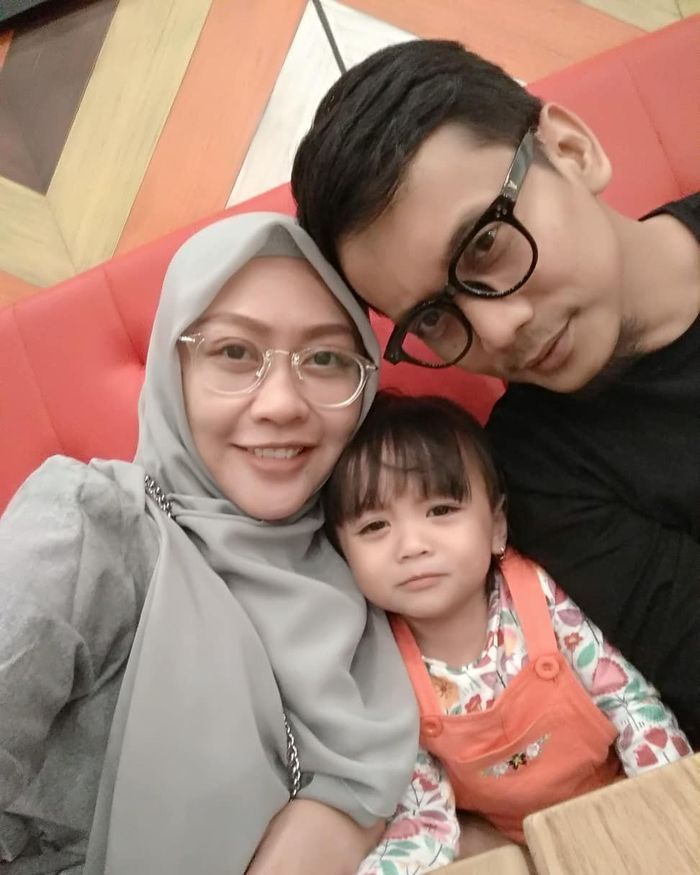 Bani, Cindri dan Inara