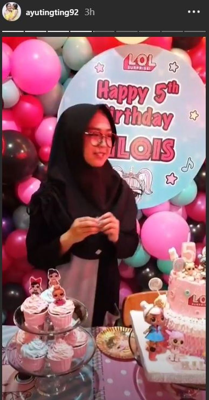Ria Ricis di pesta ulang tahun Bilqis Khumairah Razak.