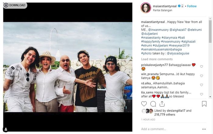 Maia Estianty berlibur bersama Irwan Mussry dan Al, El, Dul