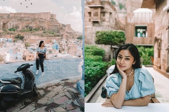 Penampilan Nikita Willy Saat Berlibur ke India mengenakan balloon tops berwarna biru