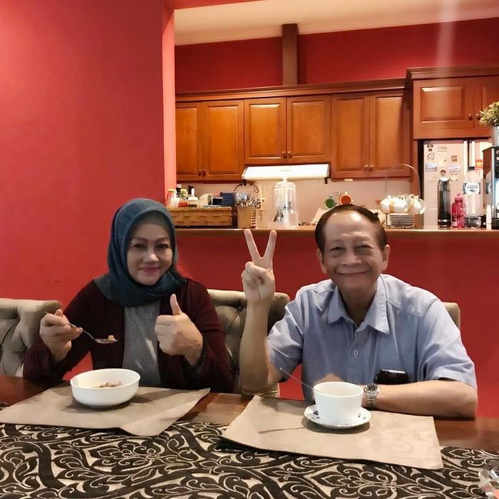 Foto Masa Muda Ibu Maia Estianty, Kusthini