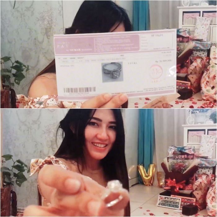 Via Vallen dapat cincin berlian dari penggemar