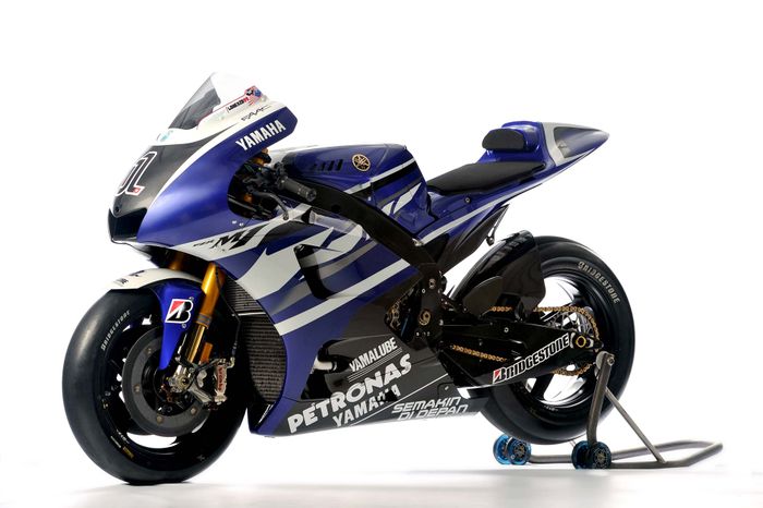 Livery Yamaha M1 tim pabrikan Yamaha pada tahun 2011.