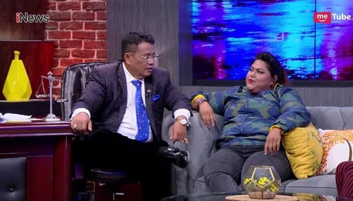 6 Tahun Jalin Hubungan, Wanita Indigo Ini Sebut Meriam Bellina Masih Ada Rasa Pada Hotman Paris