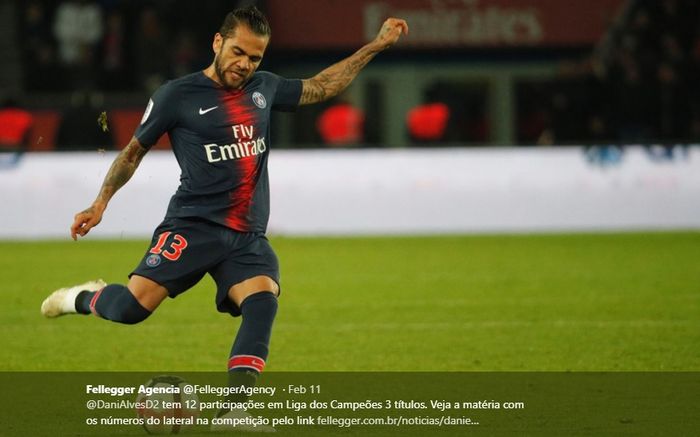 Bek sayap Paris Saint-Germain, Dani Alves, sesumbar jika timnya mampu juara Liga Champions musim ini berkat kemenangan meyakinkan di Old Trafford semalam.