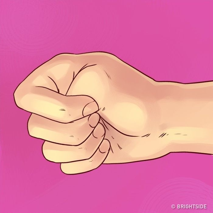 Menebak Kepribadian Dilihat dari Kebiasaan Mengepalkan Tangan, Coba Cek Kamu yang Mana!