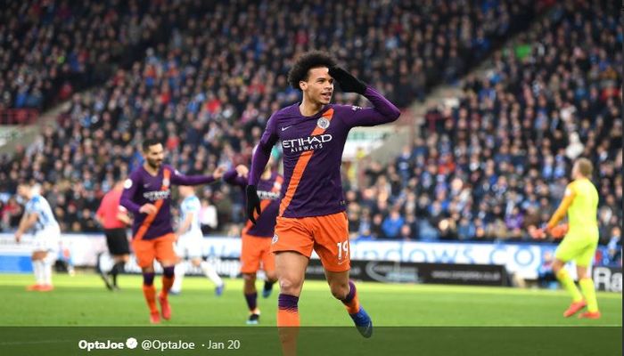 Winger Manchester City, Leroy Sane, saat merayakan gol.